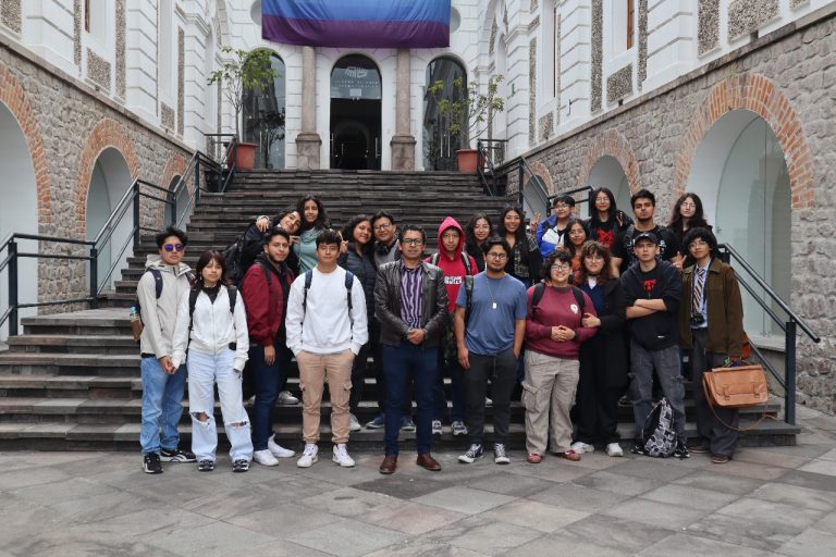 Evidenciando el arte como herramienta transformadora: visita académica al Centro de Arte Contemporáneo