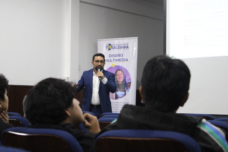 Experto del Talento Humano Compartió las Claves del Éxito Laboral con la Carrera de Diseño Multimedia