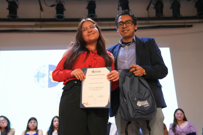 Reconocimiento al mérito y excelencia académica